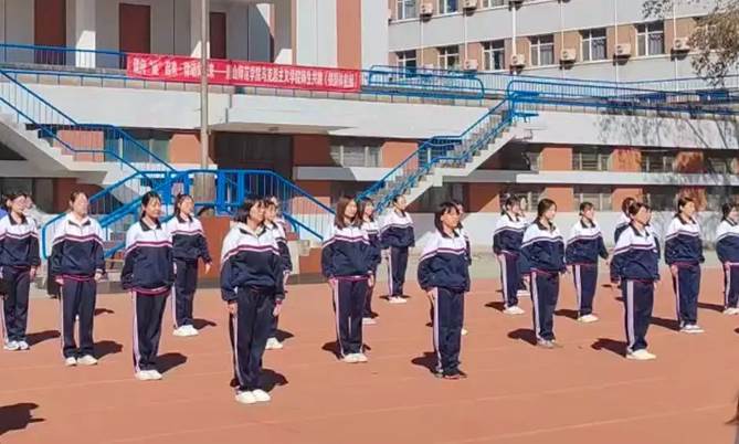 图示, 示意图
中度可信度描述已自动生成:ver1